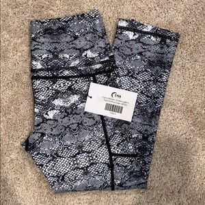 Cobra Metallic Pocket LNT Hi-Rise Capri 20" Size 2